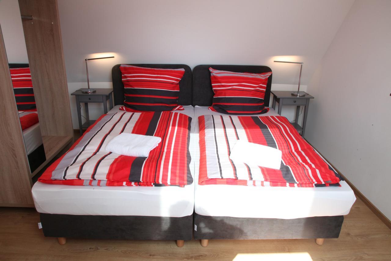 Schwaben Apartment Oberboihingen Екстер'єр фото